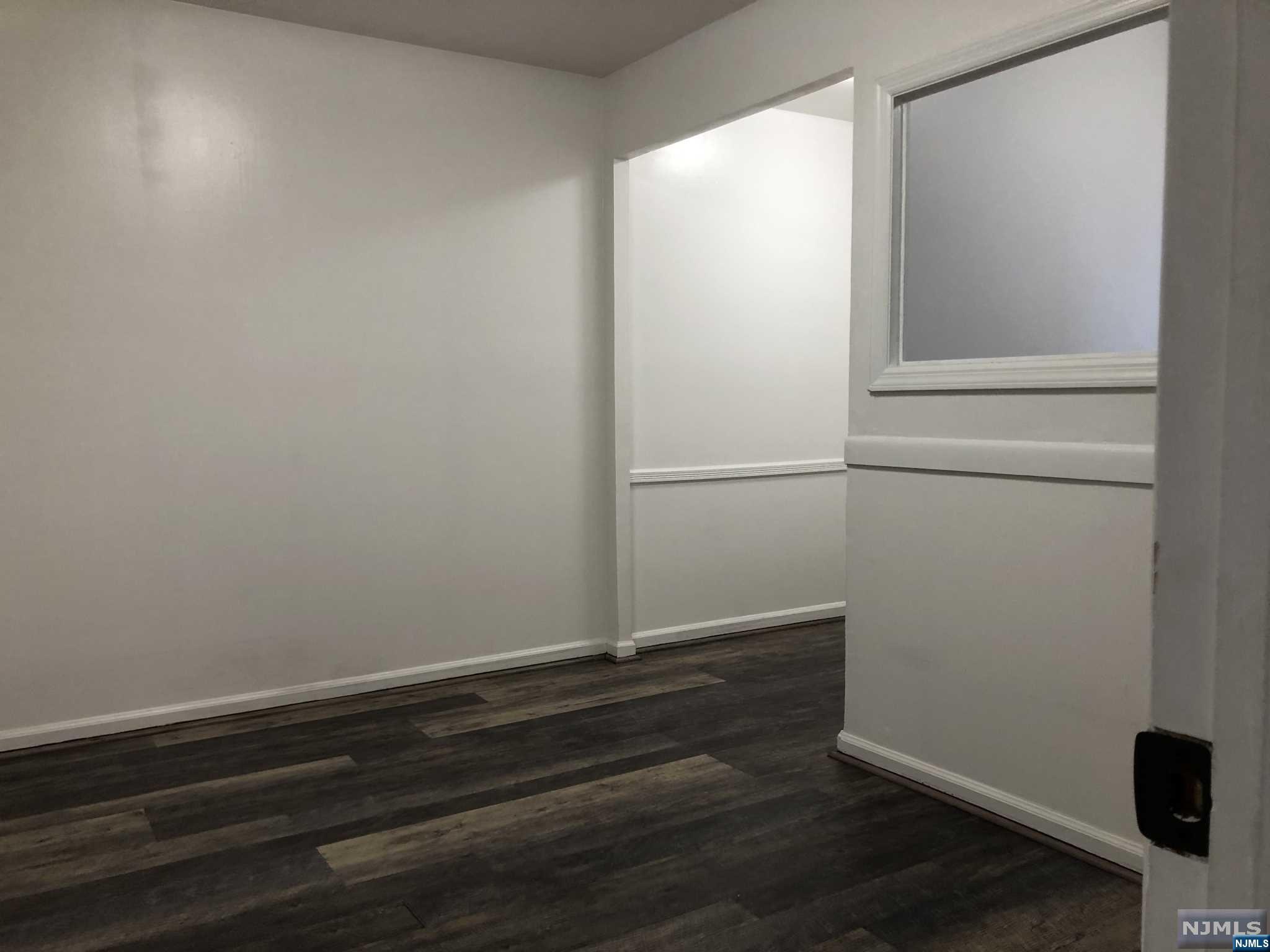 172-182 Franklin Avenue 3B