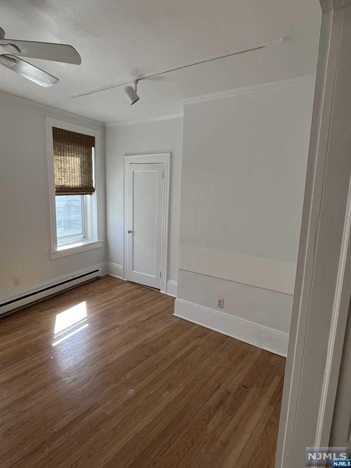 61 E Avenue 2