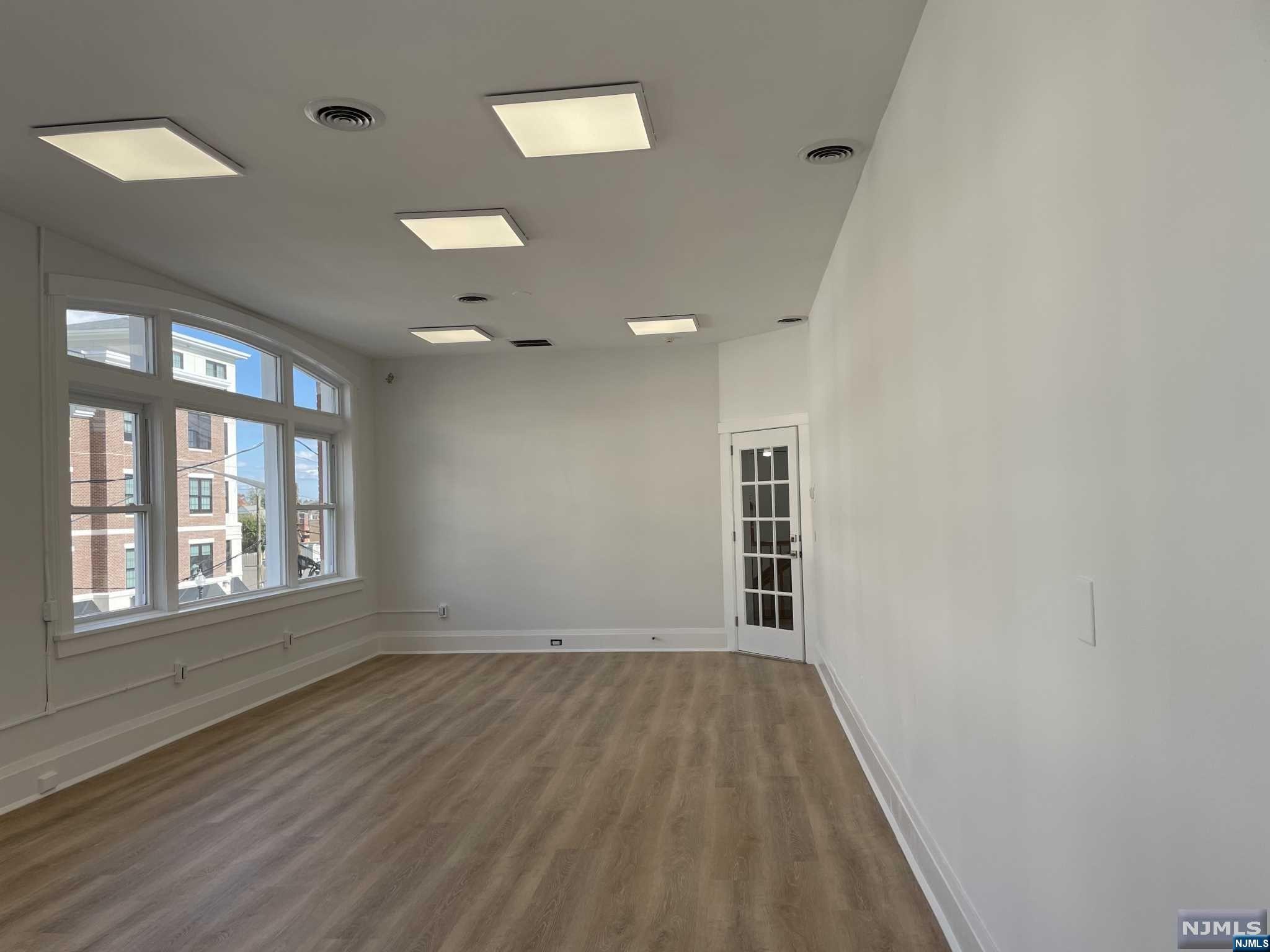 4 Franklin Avenue 3B