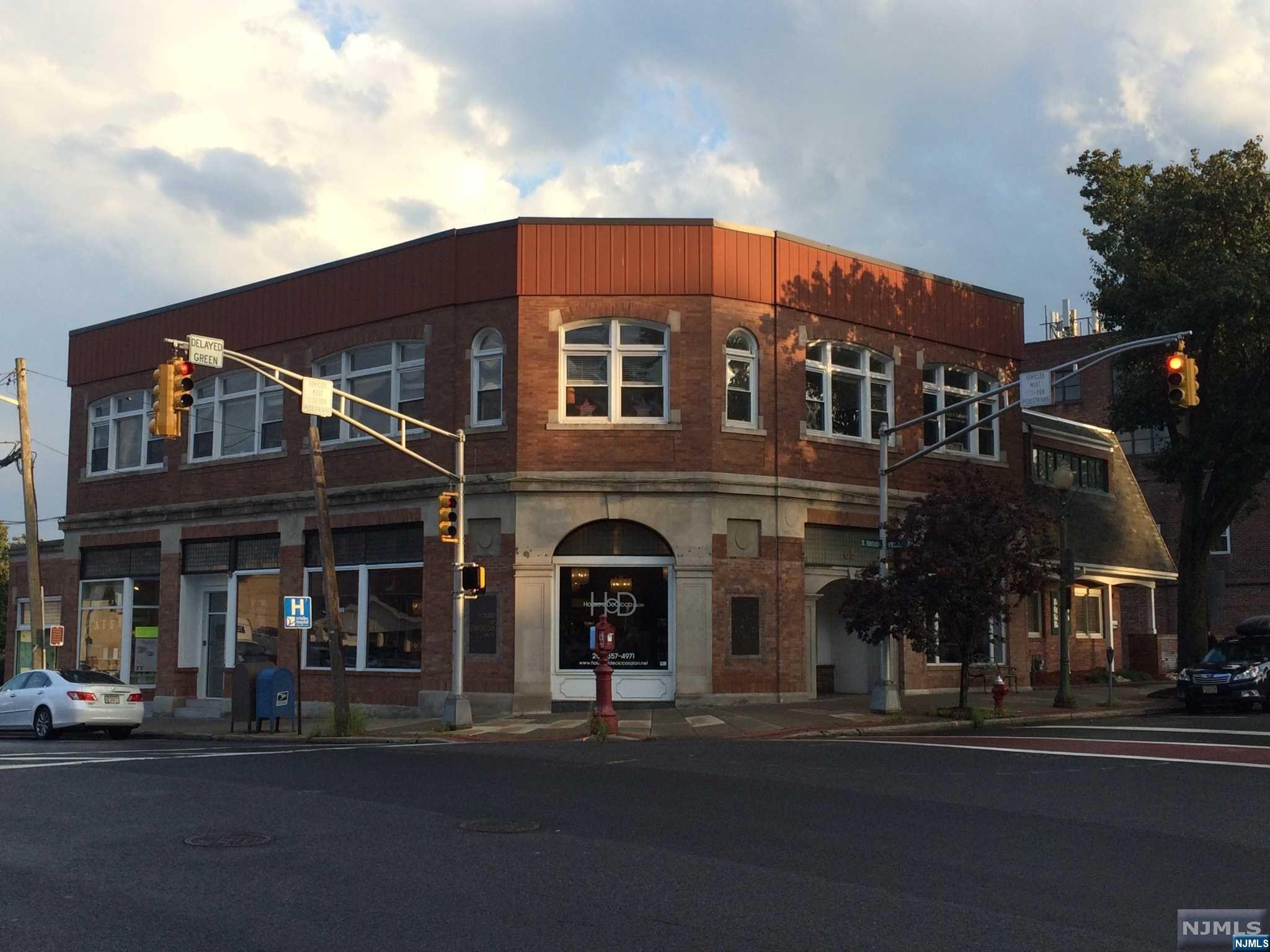4 Franklin Avenue 3B