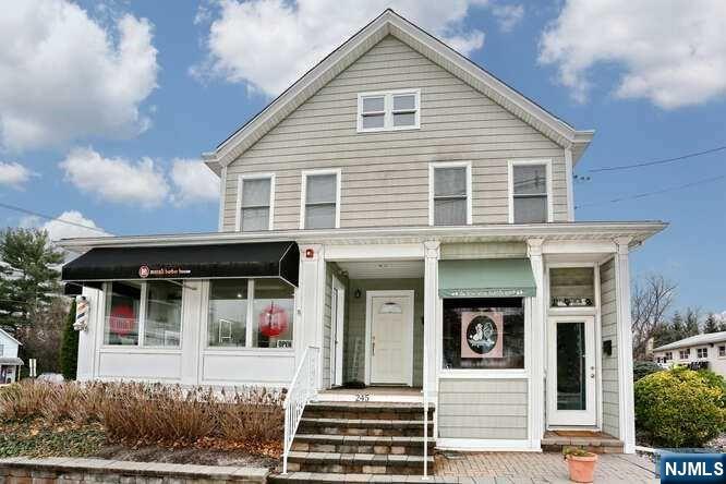245 Godwin Avenue
