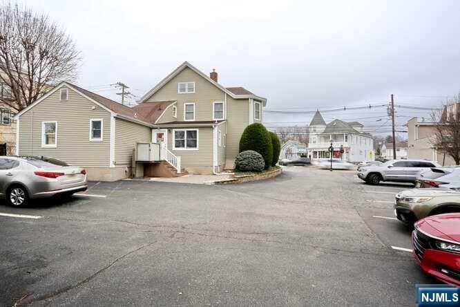 245 Godwin Avenue