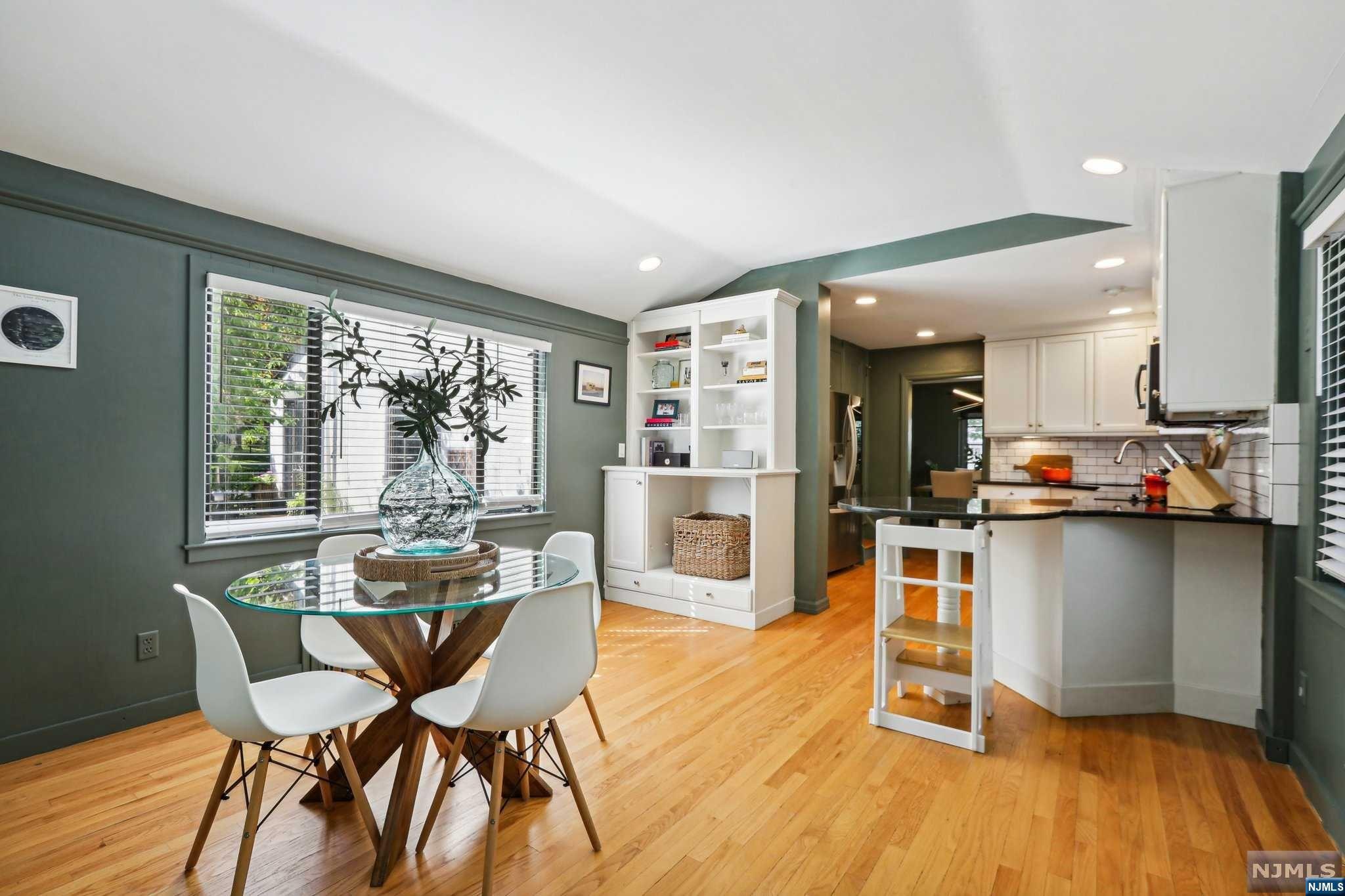 94 Sherwood Road