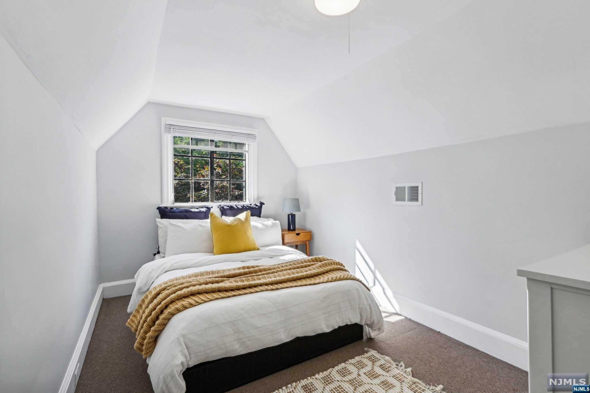 94 Sherwood Road