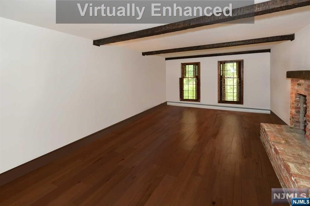 800 E Saddle River Road