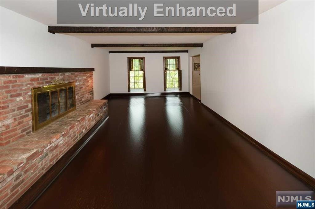 800 E Saddle River Road