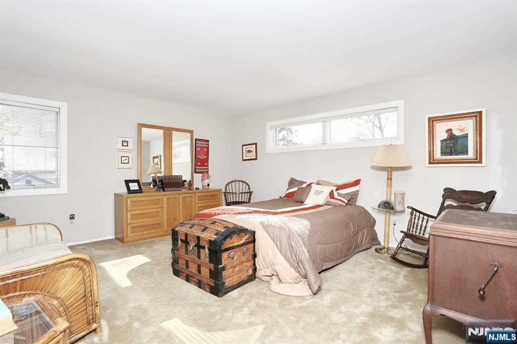 12 Bellgrove Drive
