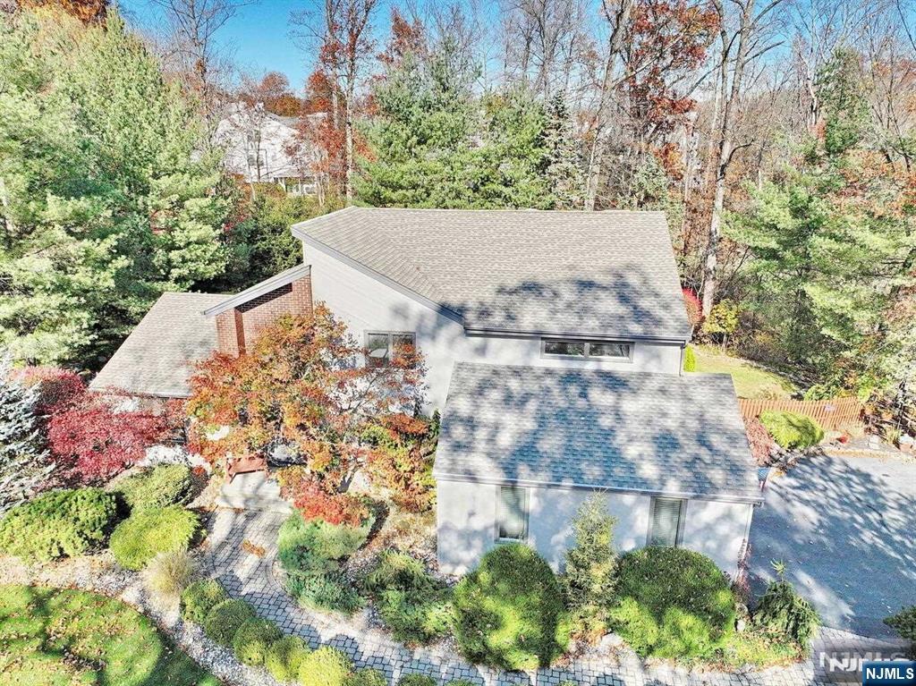 12 Bellgrove Drive