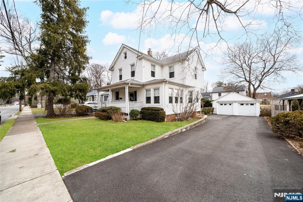 473 Van Buren Street