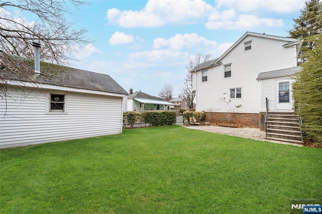 473 Van Buren Street