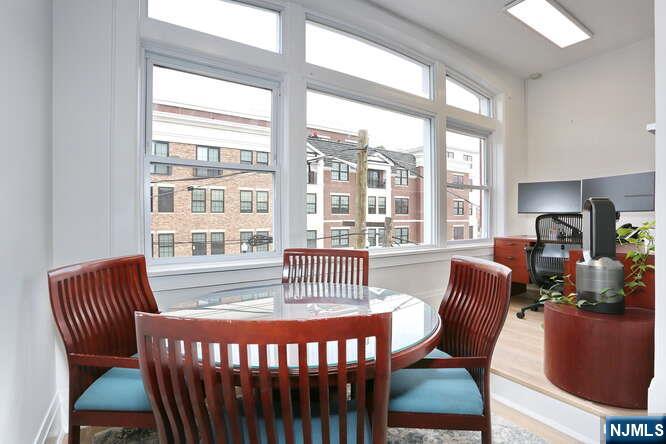 4 Franklin Avenue 3A