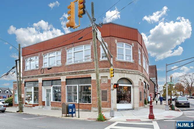 4 Franklin Avenue 3A