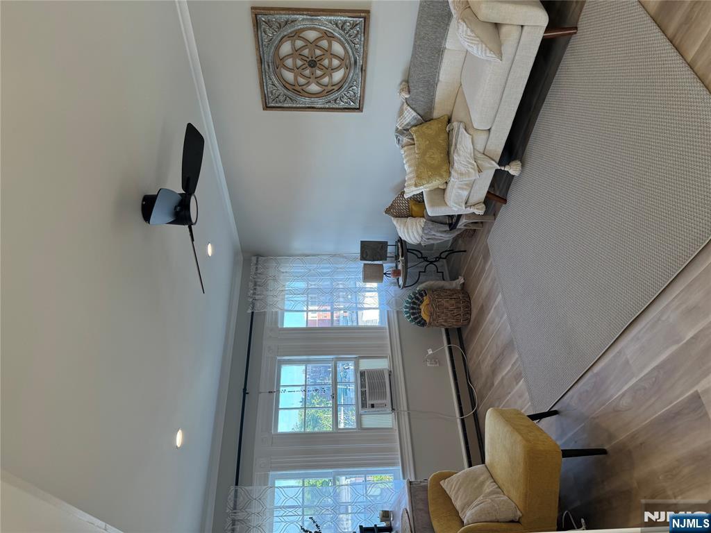 216 E Avenue 3A