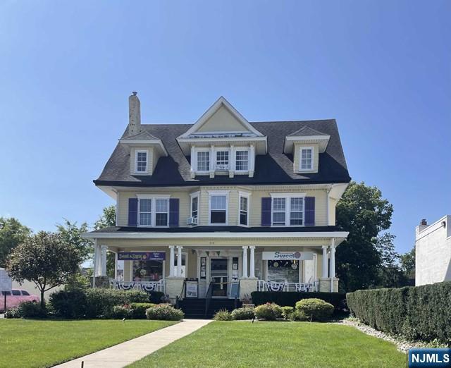 216 E Avenue 3A