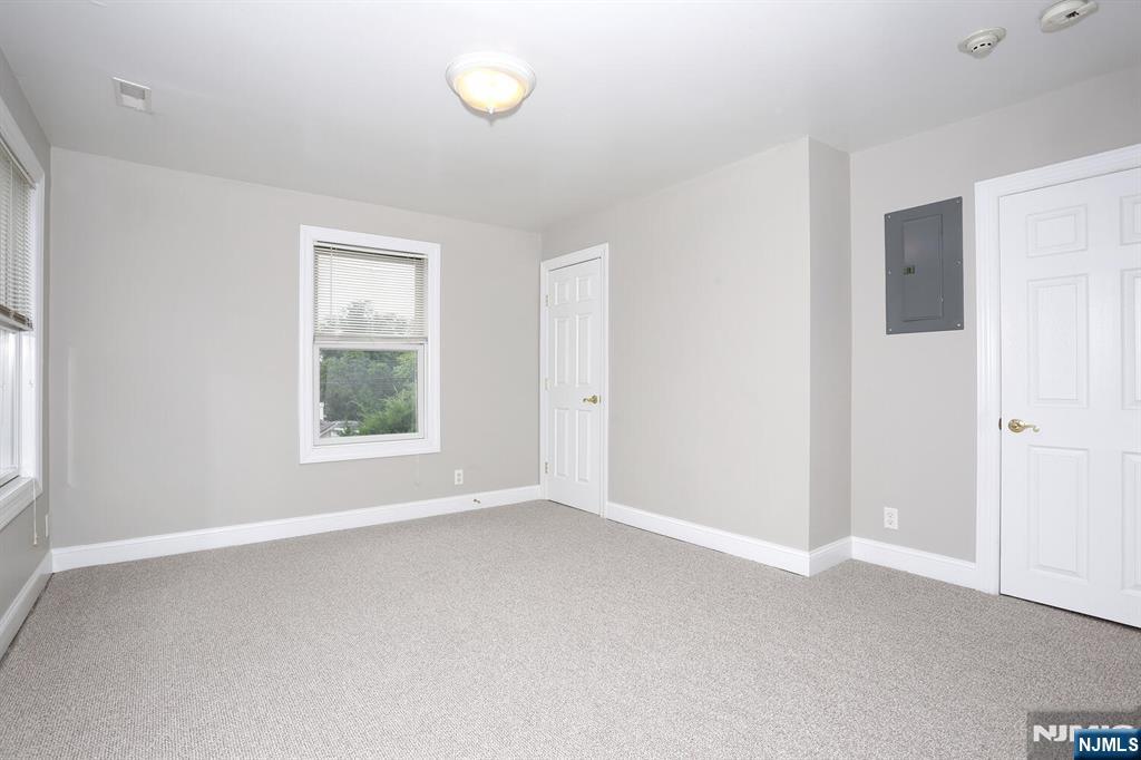 245 Godwin Avenue 1