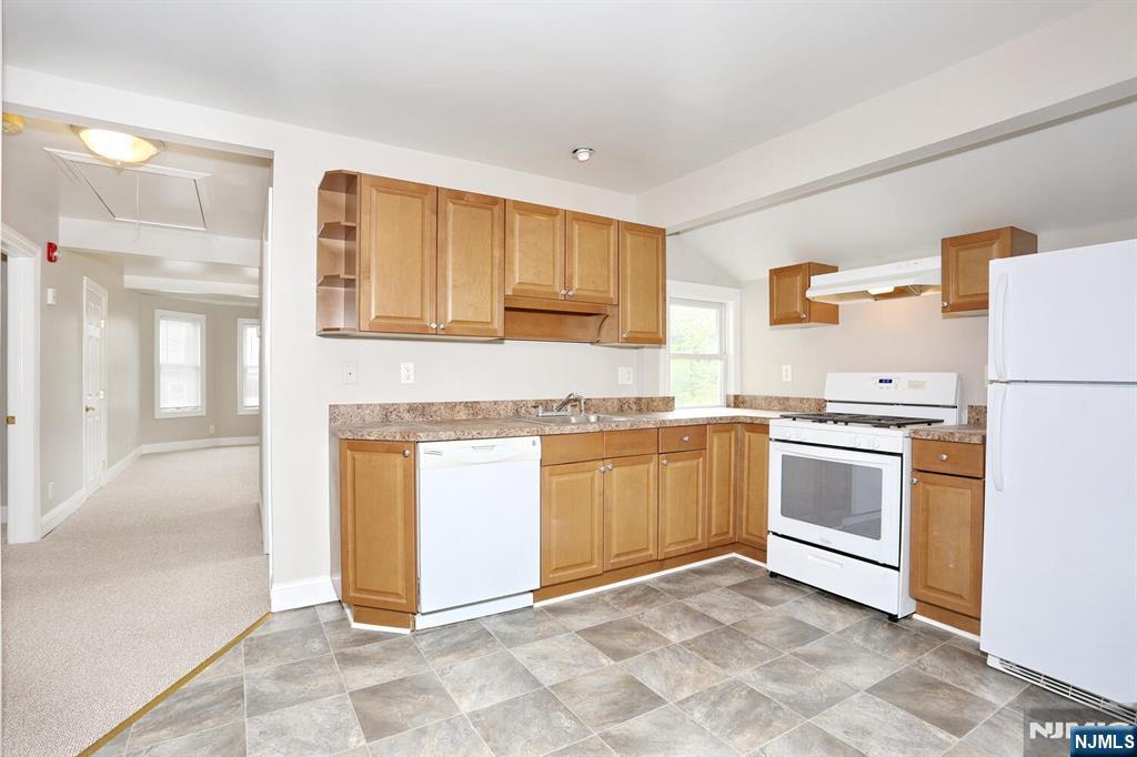 245 Godwin Avenue 1