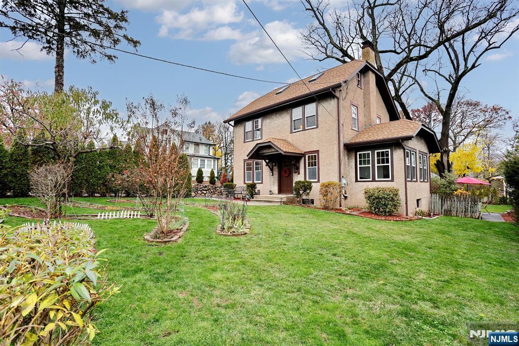 42 Glen Avenue