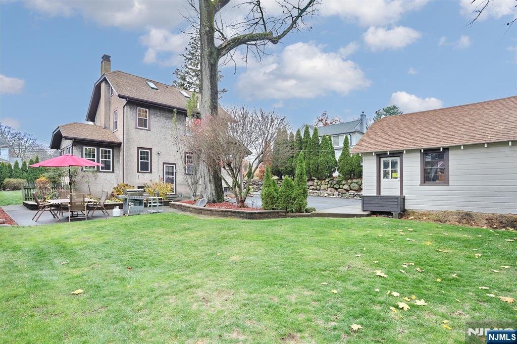 42 Glen Avenue