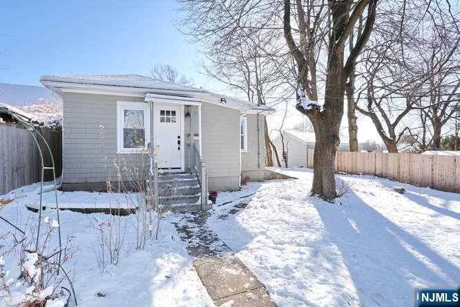 31 Rea Avenue Cottage