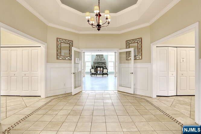 802 Whitney Lane