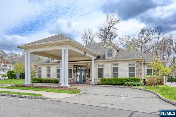 802 Whitney Lane
