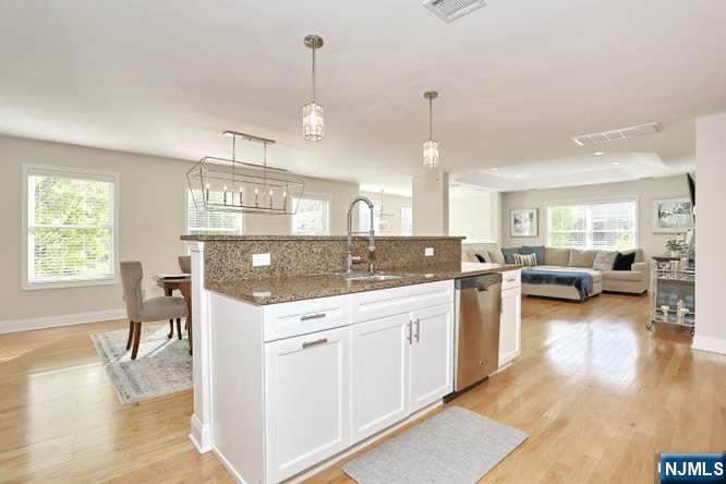 802 Whitney Lane