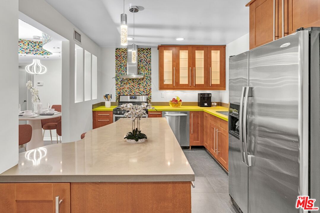 18350 Hatteras St Unit: 159