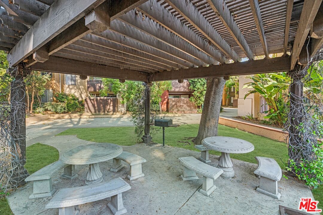 18350 Hatteras St Unit: 159