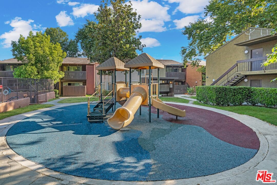 18350 Hatteras St Unit: 159