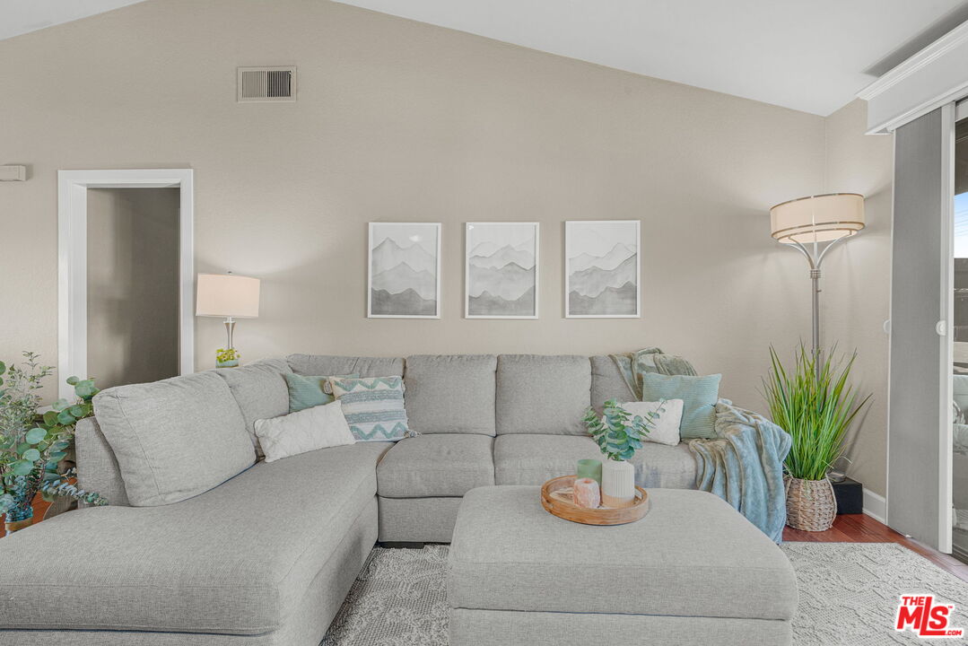 13115 Sunnybrook Cir Unit: 202