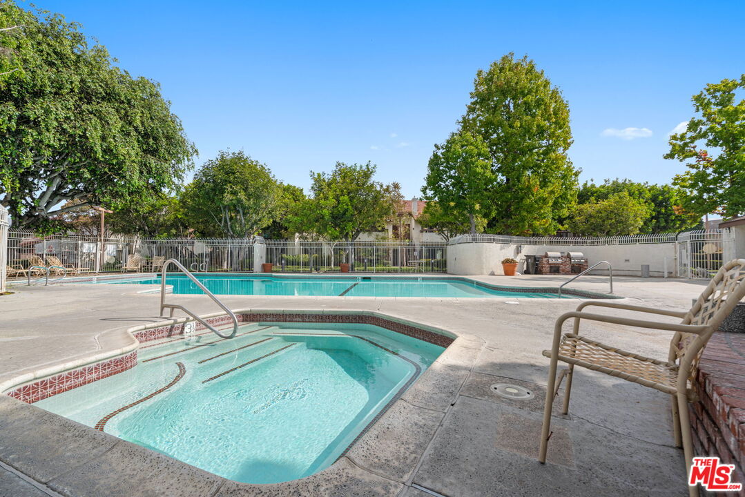 13115 Sunnybrook Cir Unit: 202