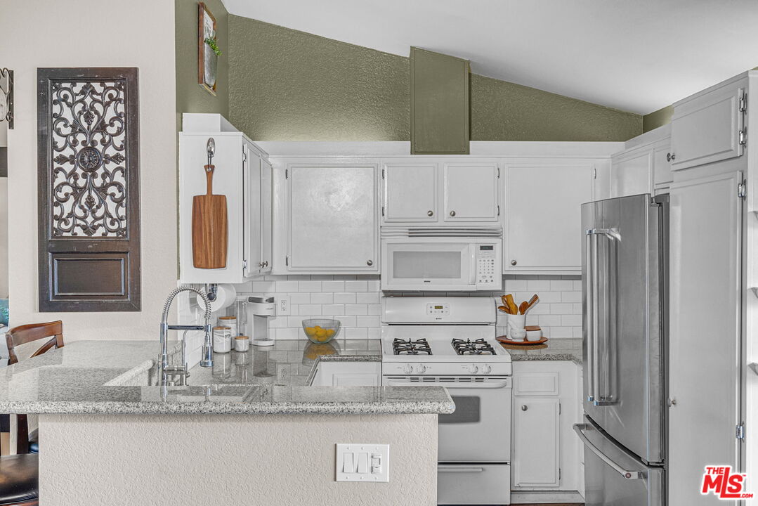 13115 Sunnybrook Cir Unit: 202
