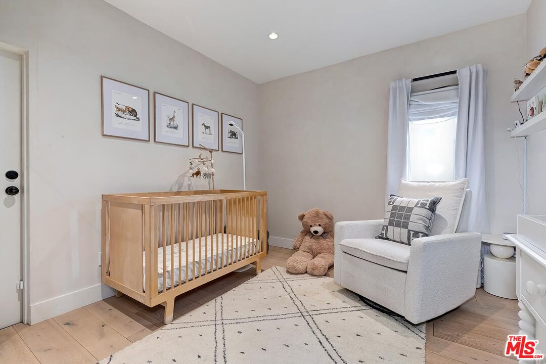 616 Huntley Dr Unit: 2