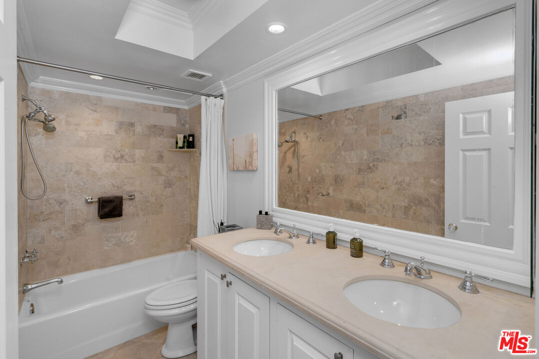 8787 Shoreham Dr Unit: 502