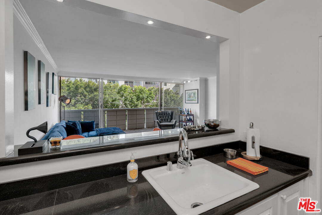 8787 Shoreham Dr Unit: 502