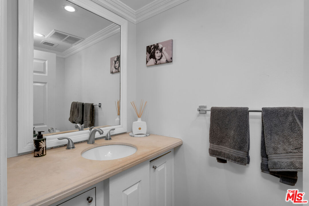 8787 Shoreham Dr Unit: 502