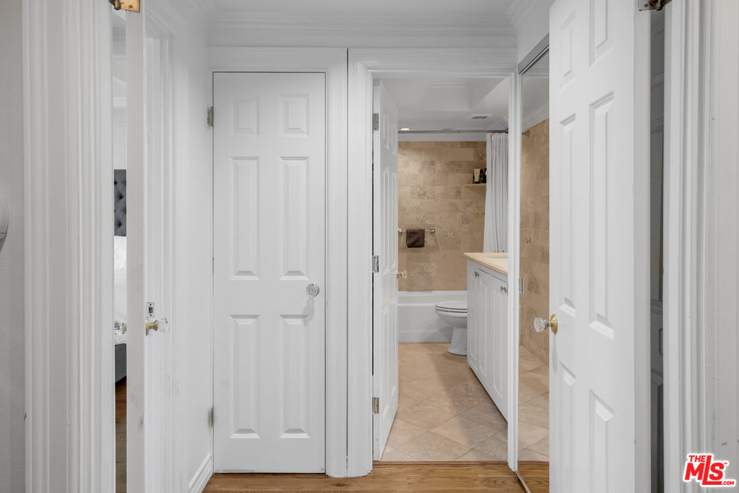 8787 Shoreham Dr Unit: 502