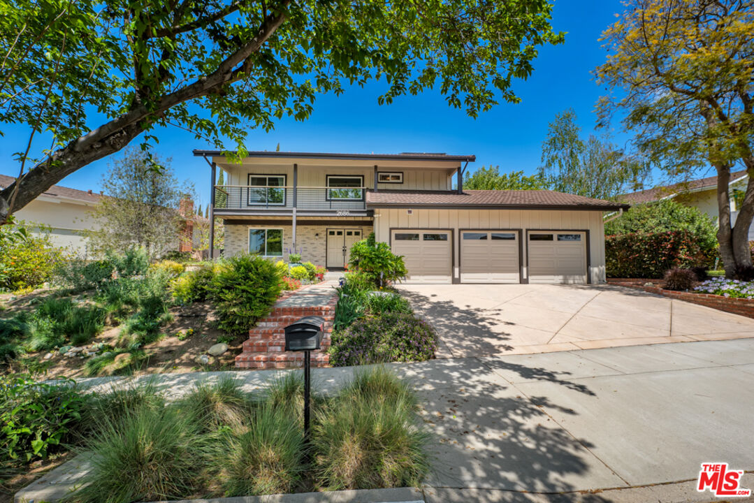 2686 Velarde Dr