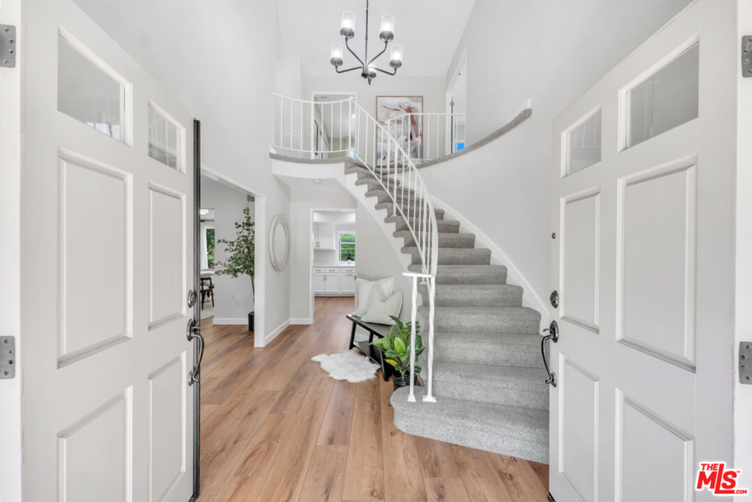 2686 Velarde Dr