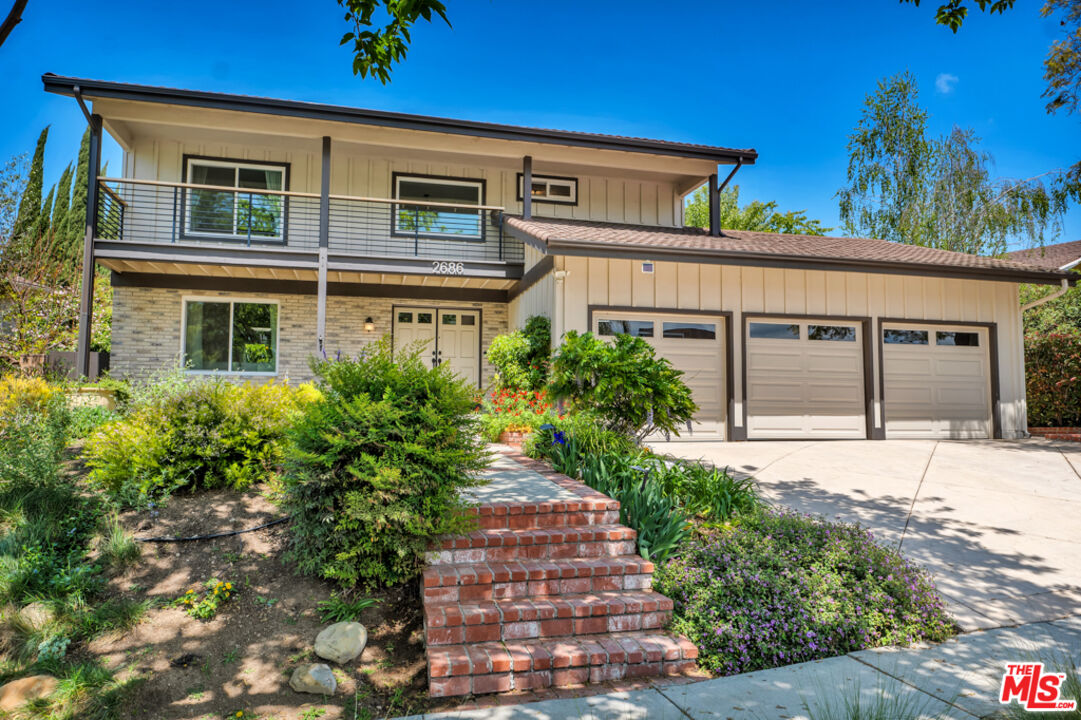 2686 Velarde Dr