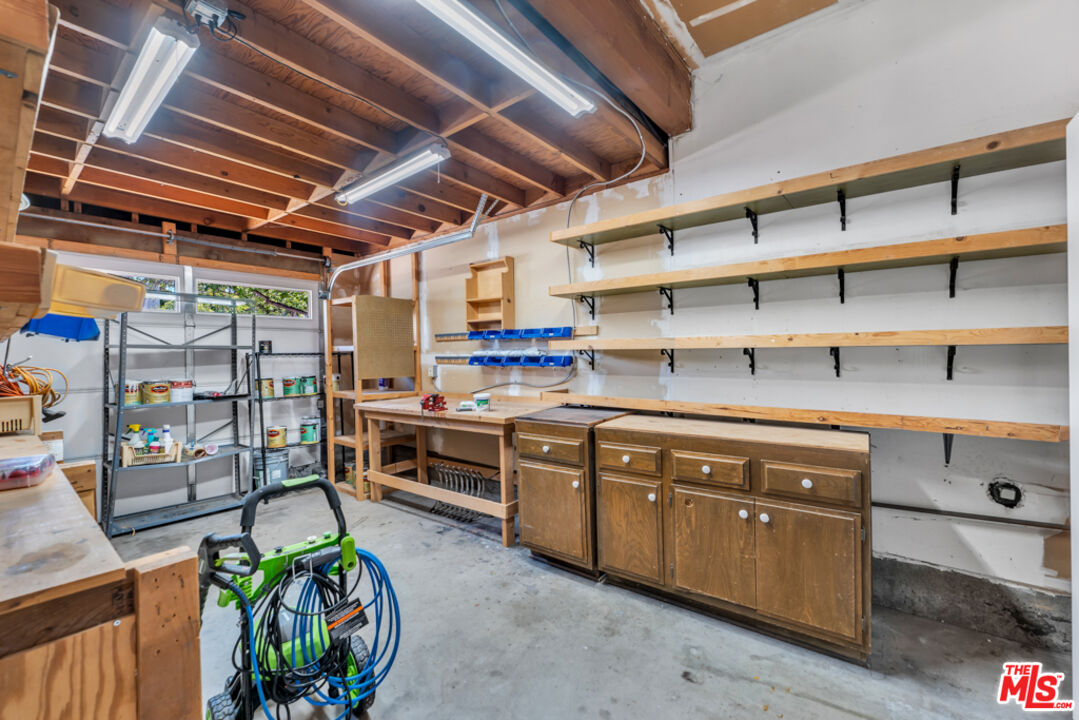 2686 Velarde Dr