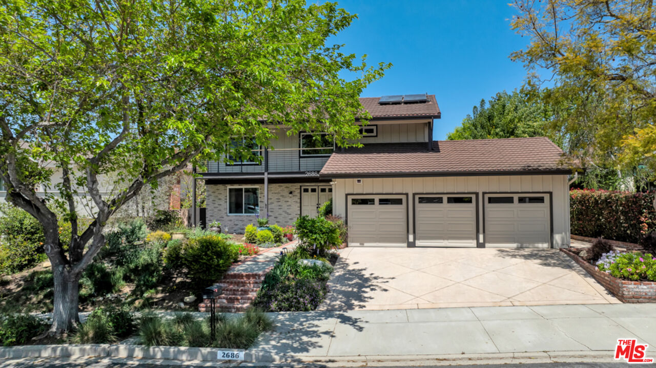 2686 Velarde Dr