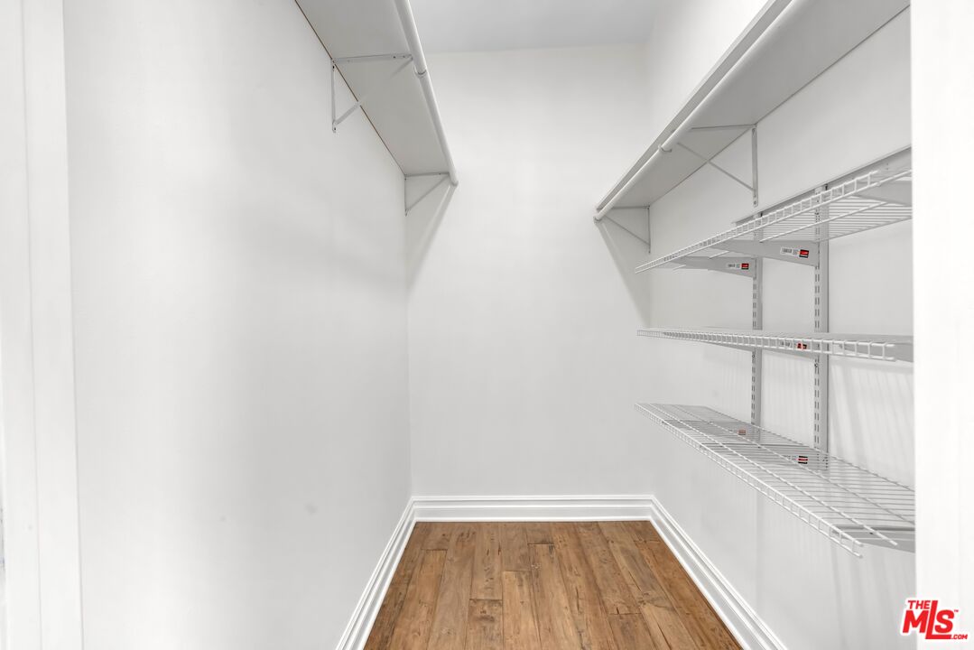 1248 N Laurel Ave Unit: 103