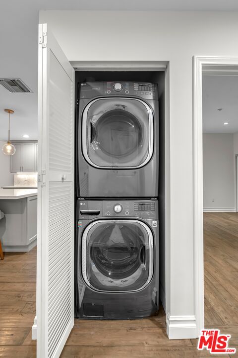 1248 N Laurel Ave Unit: 103