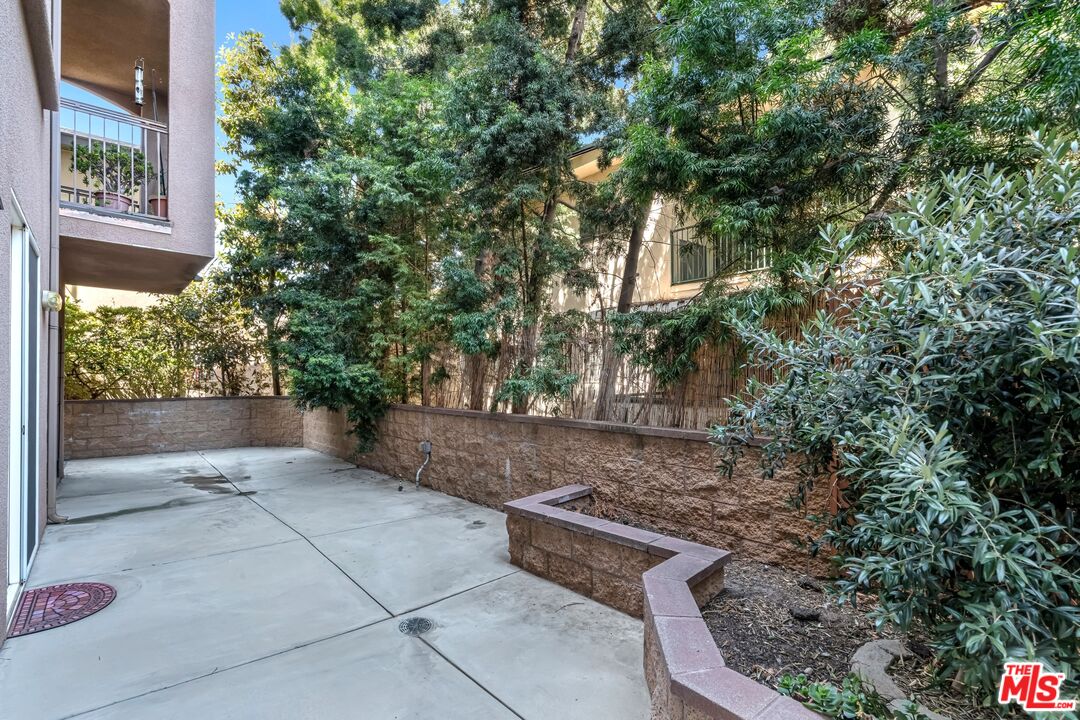 1248 N Laurel Ave Unit: 103