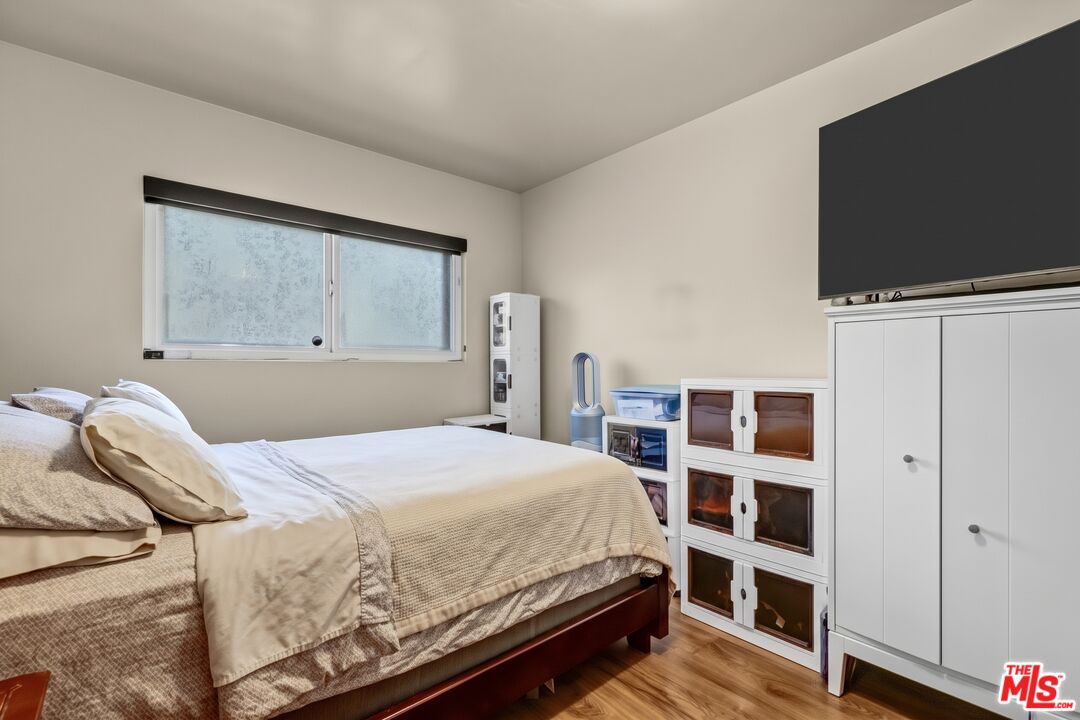 1412 Lake St