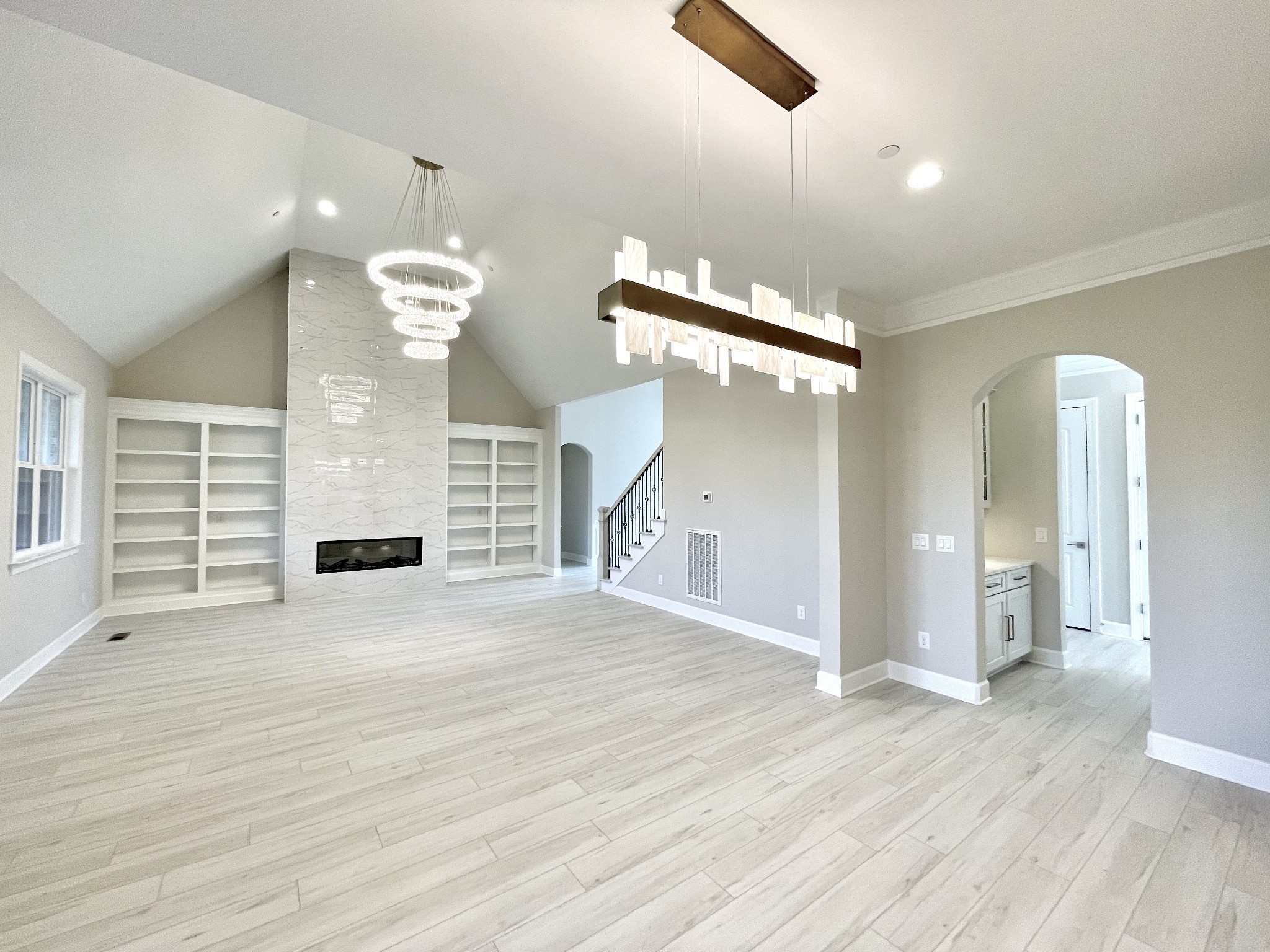 1014 PASADENA DRIVE