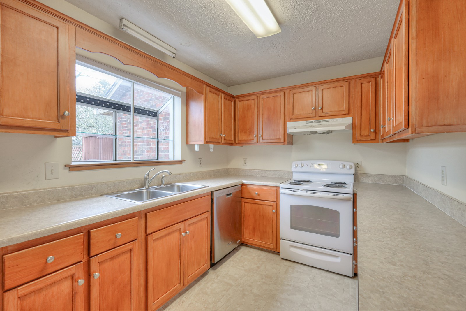 5064 Stillwood Dr Unit: A