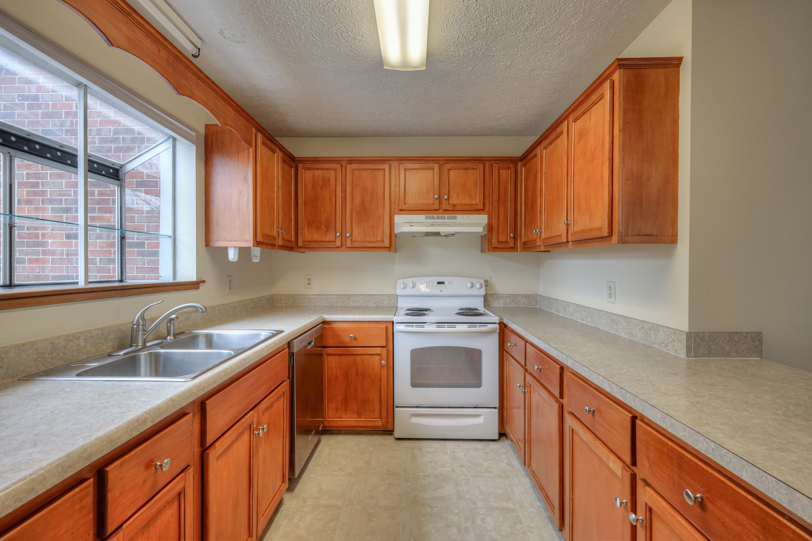 5064 Stillwood Dr Unit: A