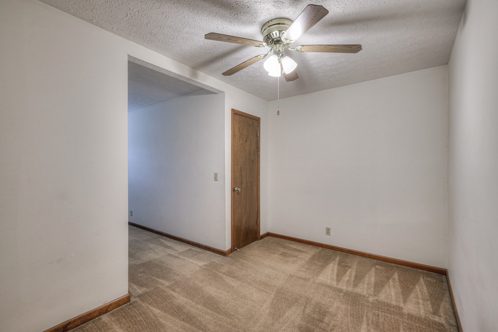 5064 Stillwood Dr Unit: B